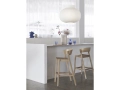 Cover-bar-stool-75-oak-raise-carafe-glass-indigo-ridge-h35-off-white-strand-O80-muuto-org_(150).jpg