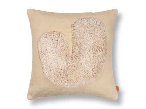 fermLIVING_AW22_LayCushion_SandOffWhite_1104266475_pack_1.jpg