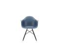 2813823_Eames Plastic Armchair DAW - 83 sea blue - 30 black maple - centre_v_fullbleed_1440x.jpg