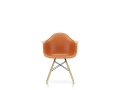 3027484_Eames Plastic Armchair DAW - 43 rusty orange - 65 ash honey - centre_FS_v_fullbleed_1440x.jpg