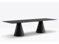 ikon-table-ikt-cc-still-02.jpg