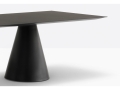 ikon-table-ikt-ikt-cc-still-02.jpg