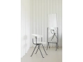 Magis_officina_mirror_ambient_AC835_anthracite_officina_chair_SD2051_anthracite_white_03_hr.jpg