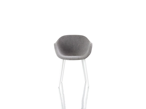 Magis_cyborg_lady_chair_product_front_SD1724_white_kvadrat_remix_143_01_hr.jpg