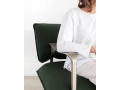 Magis_riace_sofa_ambient_usability_white-bronze_vidar-3_972_01_hr.jpg