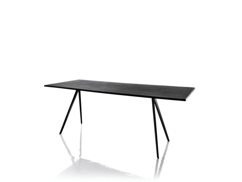 Magis_baguette_table_product_baguette_TV1700_TV1726_black_ardesia_01_hr.jpg