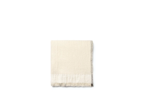 fermLIVING_AW23_WeaverThrow_1104268253_01.jpg