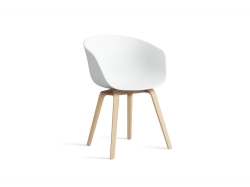 About a Chair AAC 22 - Lacquered oak - krzesło