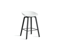 AA007-D159-AA51_AAS 32 H65 white 2.0 shell_black wb laquered oak base_black steel footrest.jpg