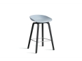 AA001-D123-AA51_AAS 32 H65 slate blue 2.0 shell_black wb laquered oak base_stainless steel footrest.jpg