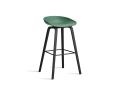 AA010-D138-AA51_AAS 32 H75 teal green 2.0 shell_black wb laquered oak base_black steel footrest.jpg