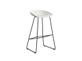 AA076-D156-AA51_AAS 38 H75 melange cream 2.0 shell_black powder coated steel base.jpg