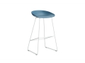 AA077-D135-AA51_AAS 38 H75 azure blue 2.0 shell_white powder coated steel base.jpg