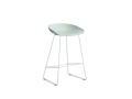AA074-D141-AA51_AAS 38 H65 dusty mint 2.0 shell_white powder coated steel base.jpg