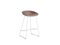 AA074-D147-AA51_AAS 38 H65 soft brick 2.0 shell_white powder coated steel base.jpg