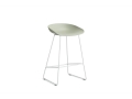 AA074-D150-AA51_AAS 38 H65 pastel green 2.0 shell_white powder coated steel base.jpg