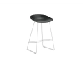AA074-D168-AA51_AA8 38 H65 black 2.0 shell_white powder coated steel base.jpg