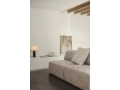 GravityTableLamp_WonderSofa_On.jpg