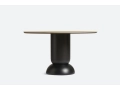 110206_WOUD_Ludo dining table_Oak_2.jpg