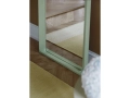 arced-mirror-light-green-varjo-rug-yellow-muuto-org_(150).jpg