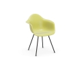 Fotel Vitra Eames Plastic Armchair RE DAX