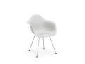 Fotel Vitra Eames Plastic Armchair RE DAX