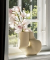 W and S Chubby Vase soft yellow 01.jpg