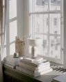 New-Works_Lifestyle_21715_Kizu-Portable-Table-Lamp-Kunis-Breccia_1.jpg