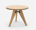 Stół Vitra Guéridon 90 cm dąb naturalny olejowany, widok perspektywiczny — proj. Jean Prouvé