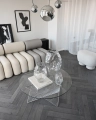 18483359_253018_Katachi_Vase_Mini_-_Clear_-_Mood_1.webp