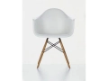 vitra-eames-plastic-armchair-re-daw
