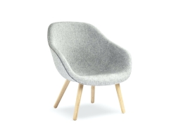 About a Lounge Chair AAL 82 - fotel