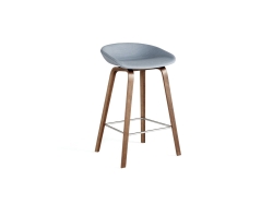 About a Stool 33 Walnut - hocker