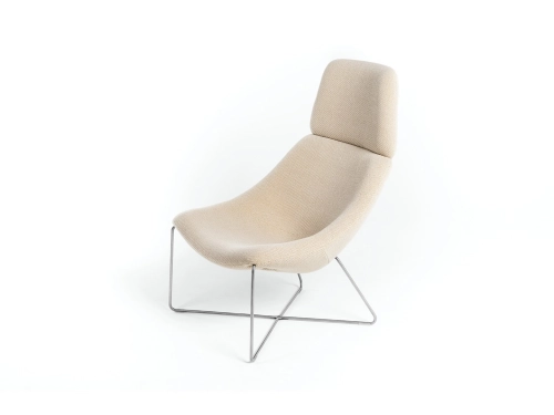 MISHELL_packshot_armchair_skids crossed 1.jpg