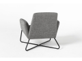 MANTA_club_armchair_skids_1.jpg
