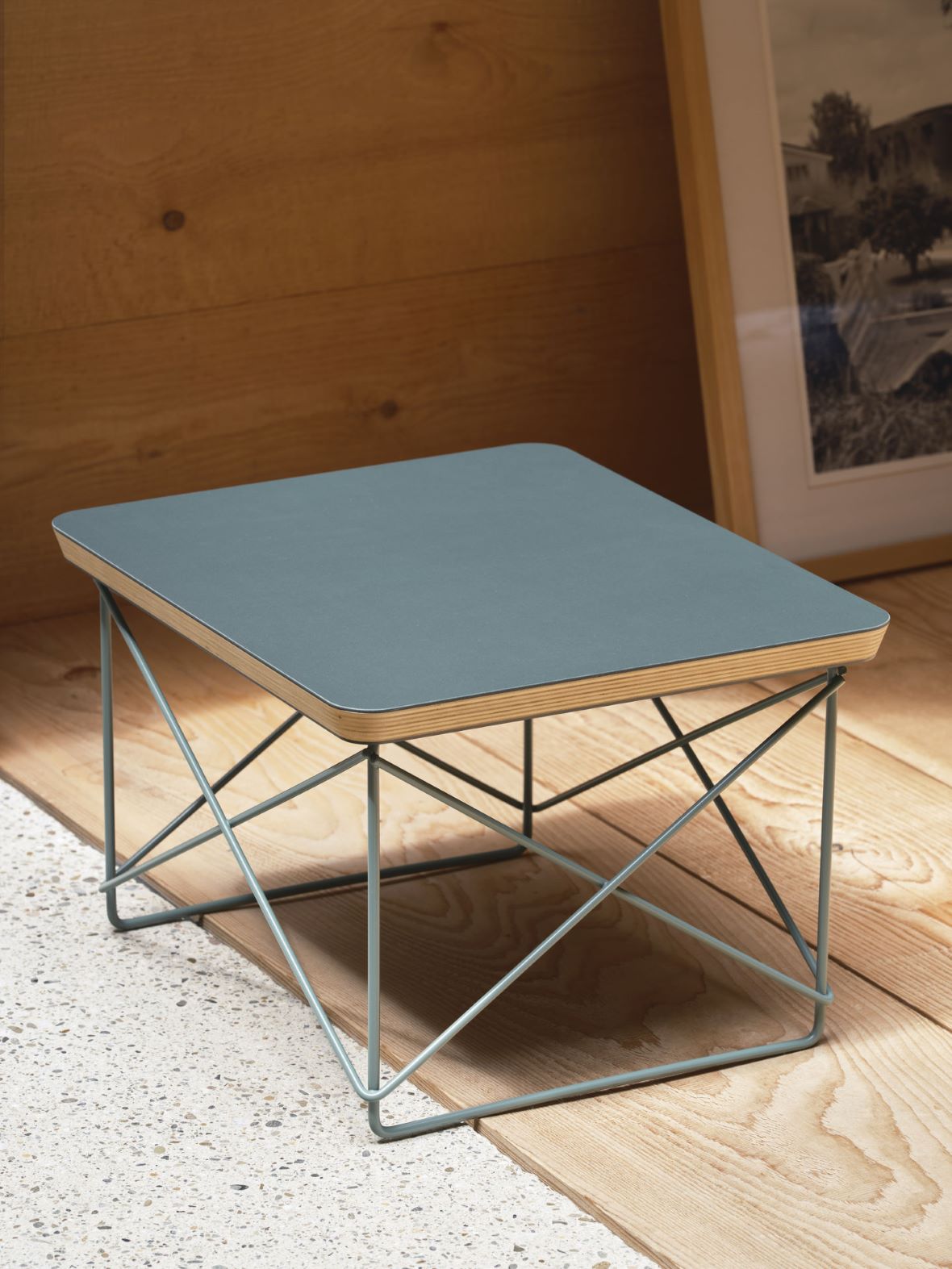 Vitra Occasional Low Table Rod Base