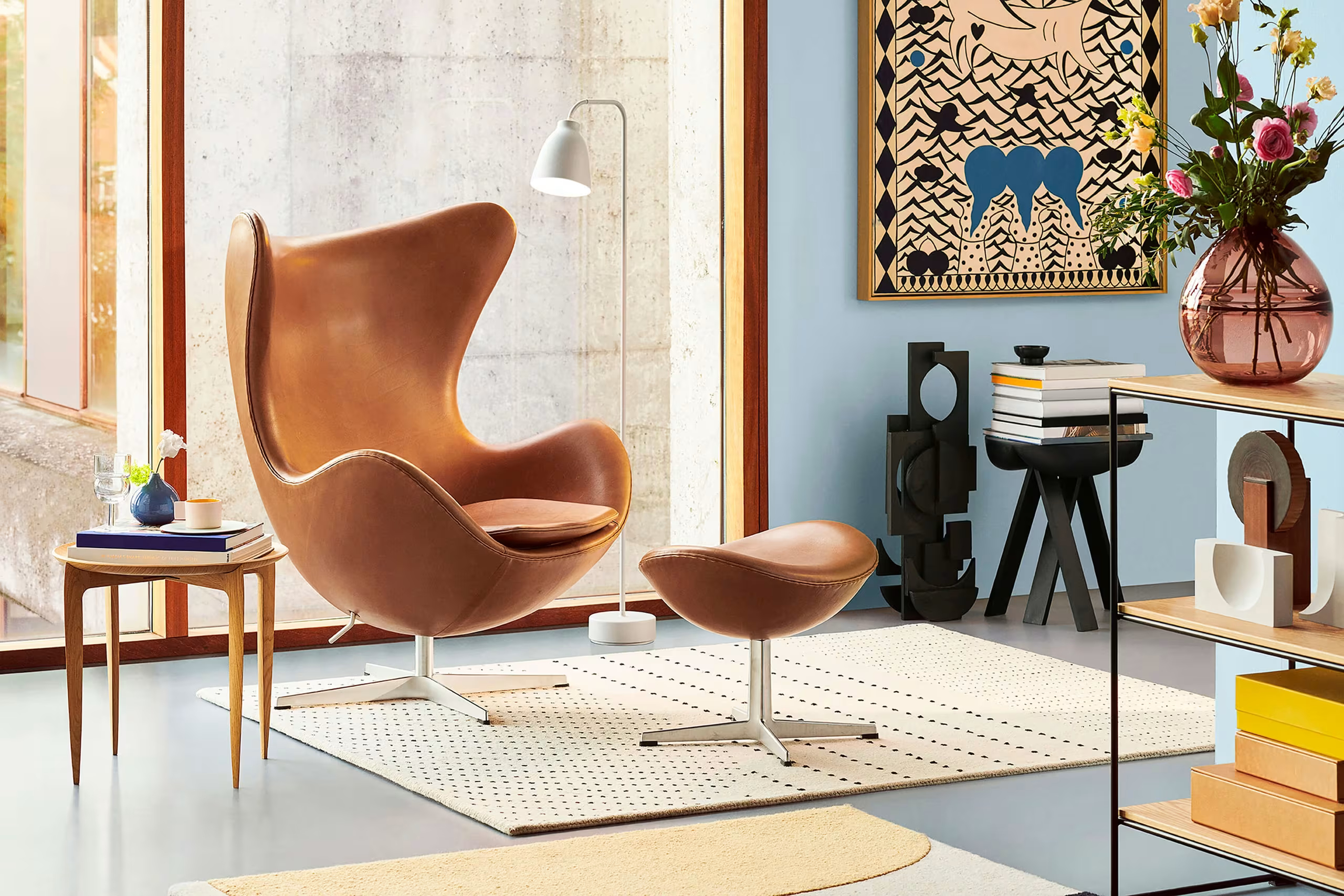 Egg Chair Fritz Hansen — skandynawska ikona z Hotelu Royal