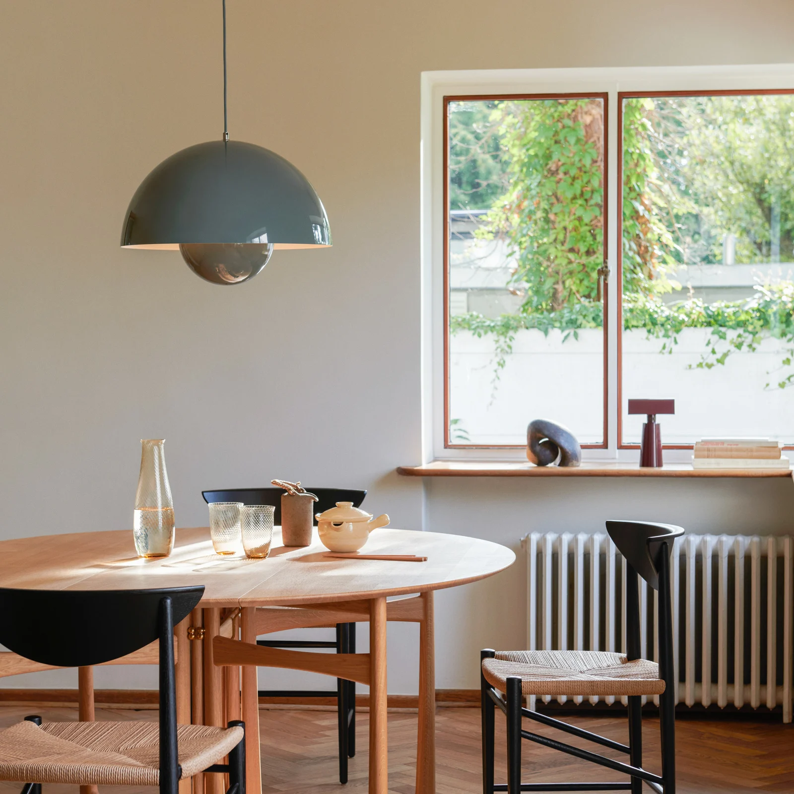 Lampa Flowerpot &tradition — historia ikony designu Vernera Pantona